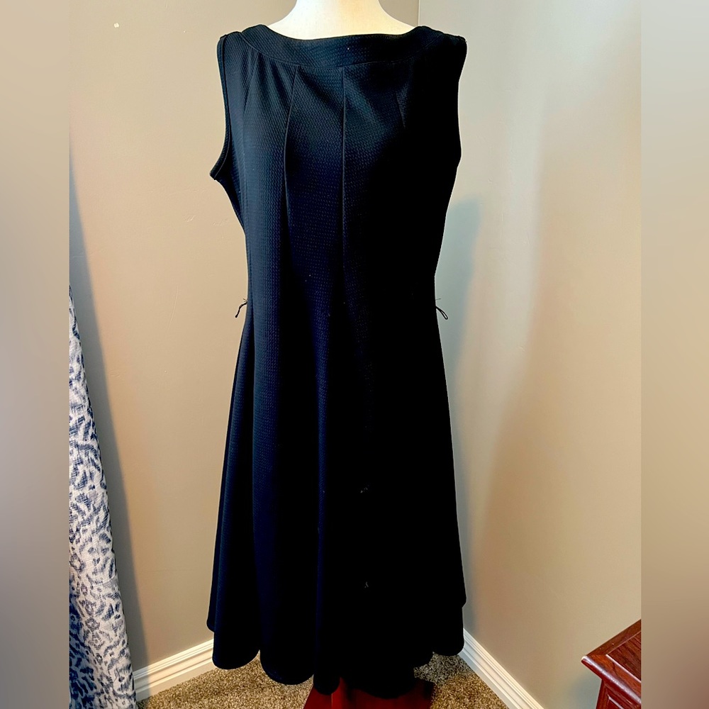 Haani dress, black, size petite large